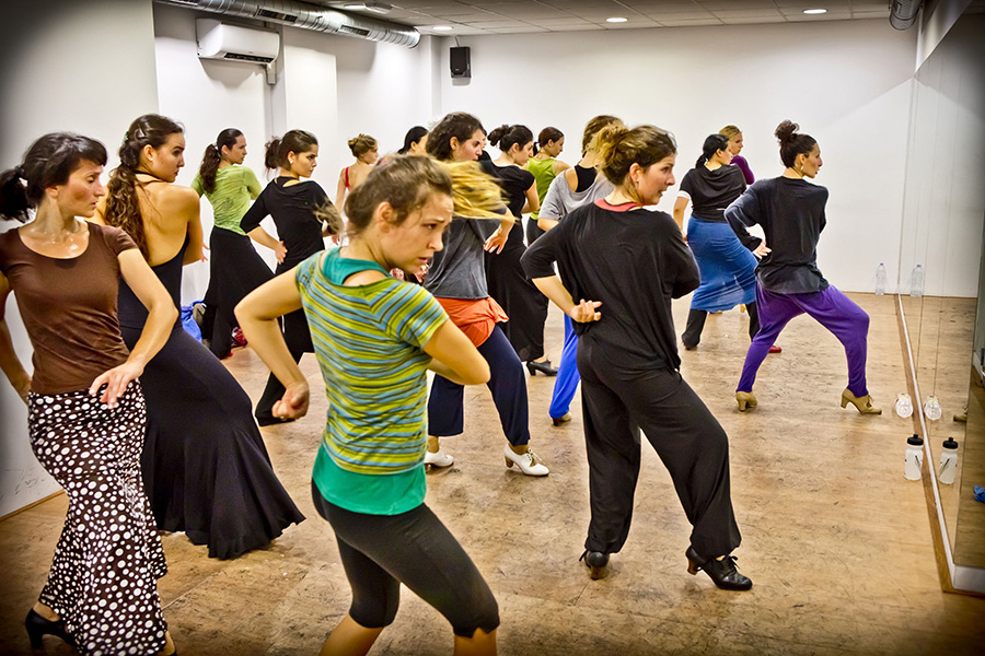 Detectable tanque Perder Flamenco Danza Estudio | Clases de Baile en Sevilla